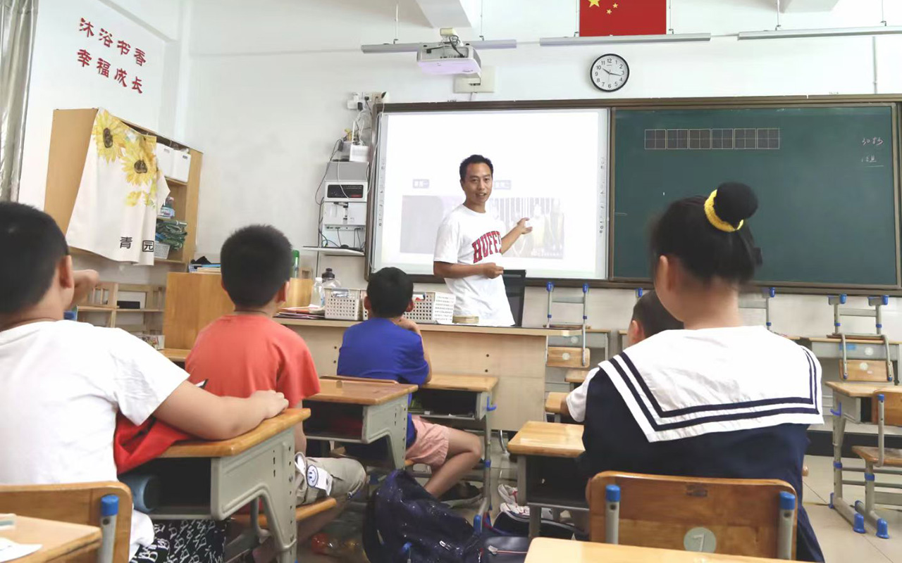 昌黎钟公庙中心小学