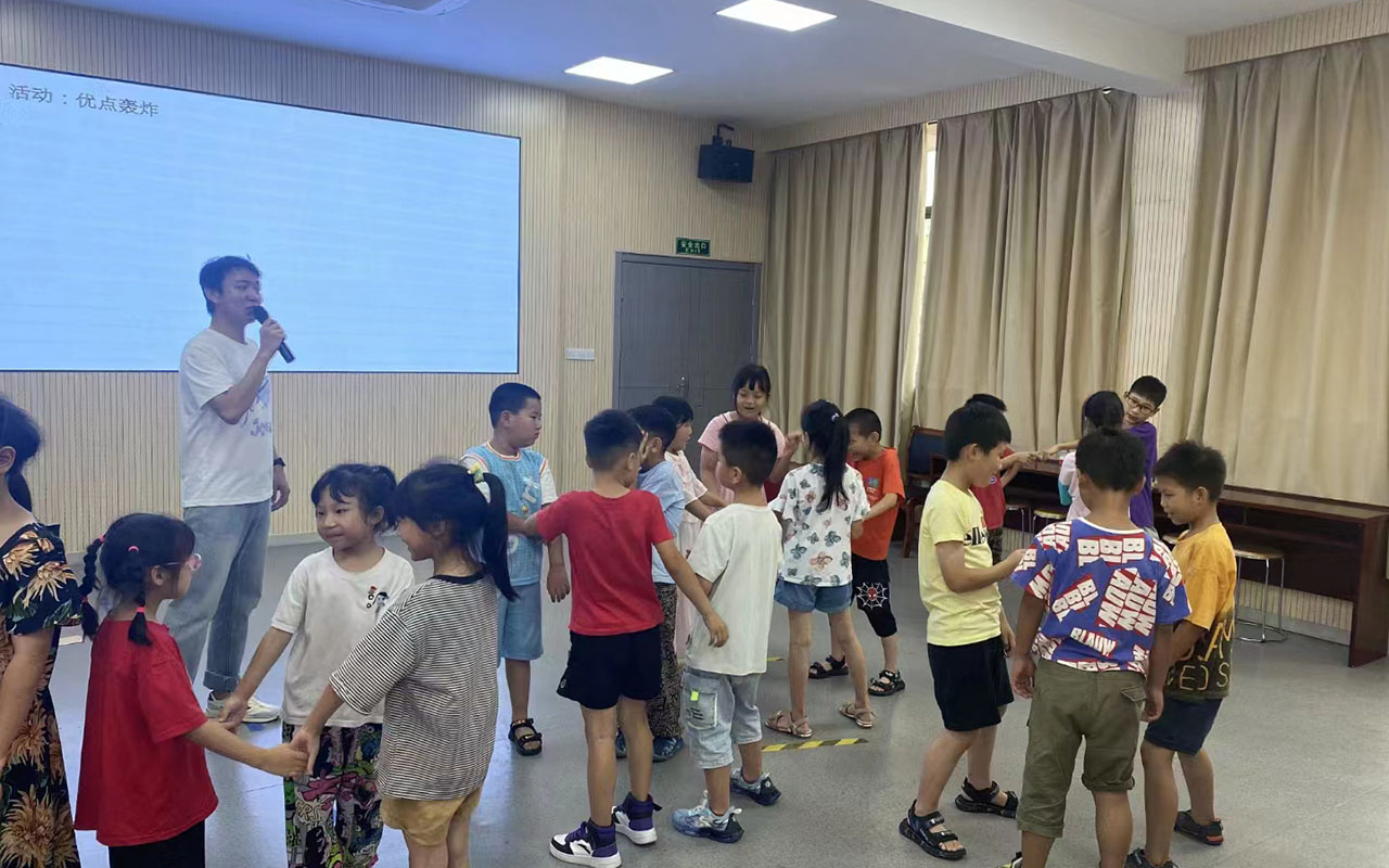 昌黎龙观乡中心学校